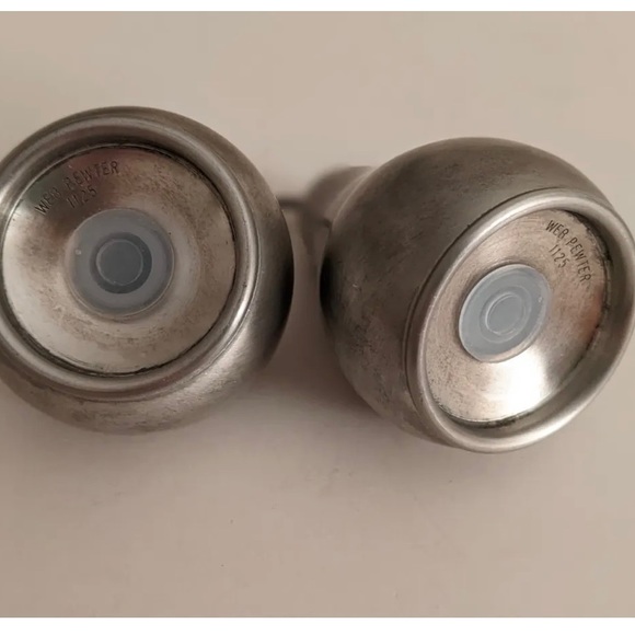 Vintage Web Pewter Salt and pepper shakers! - Picture 3 of 3